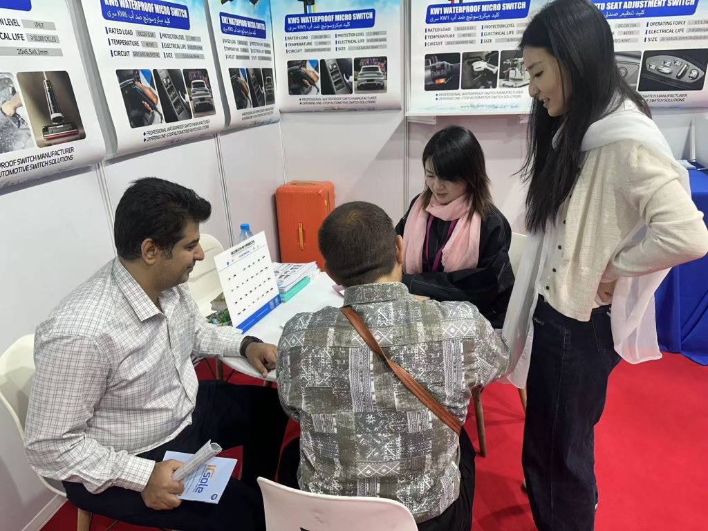 跨越边界：康尔乐电子亮相伊朗电子元件展，载誉而归插图3